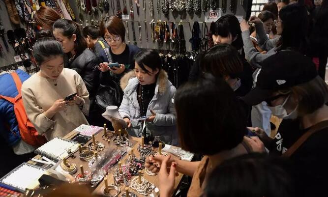 涓浗浠ｈ喘鐨勫墠鏅拰鐜扮姸,涓浗浠ｈ喘鍦ㄩ煩鍥藉厤绋庡簵