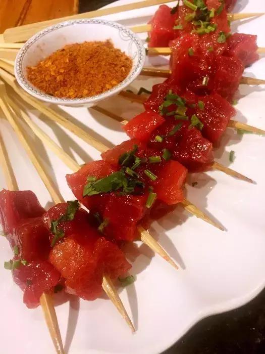 2个人30元就吃撑！这条街光看名字就能流口水！