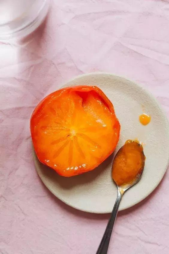 柿子能和酒一起用,柿子和酒间隔多少时间可以吃