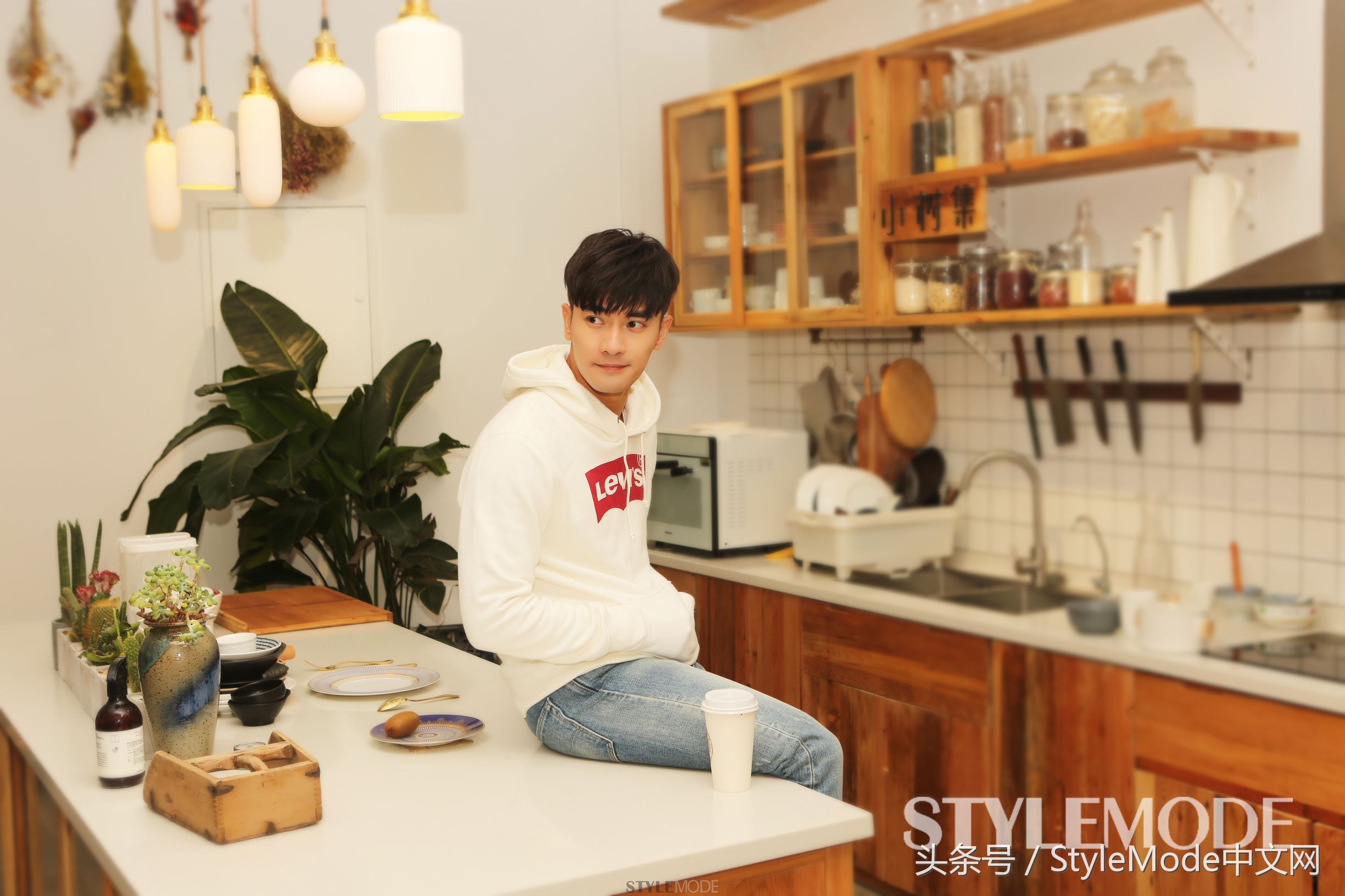 演员郑恺的相片,青年演员郑凯个人资料