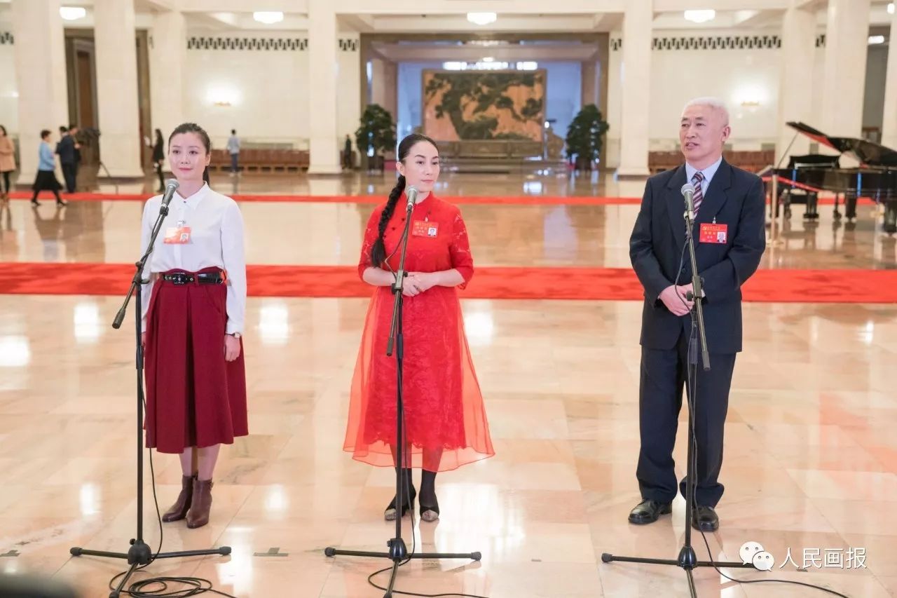 一周画报高清图,走进新时代画报