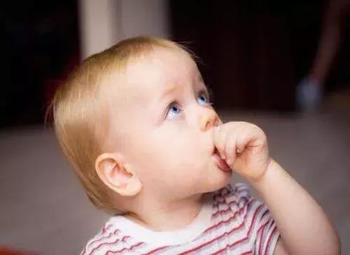 孩子任性耍脾气如何应对,对付爱捣乱不服管教的孩子