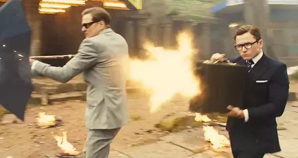 依旧「死不正经」，这部电影不服不行