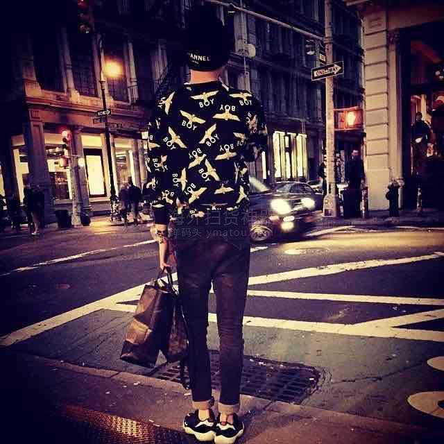 潮牌boylondon高帮变色鞋子,最流行潮牌BOYLONDON