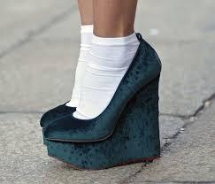 一直想买双好看的鞋,一直想买袜子