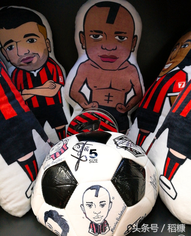 1000平米酒店投资预算,一家大型酒店大概投资多少钱