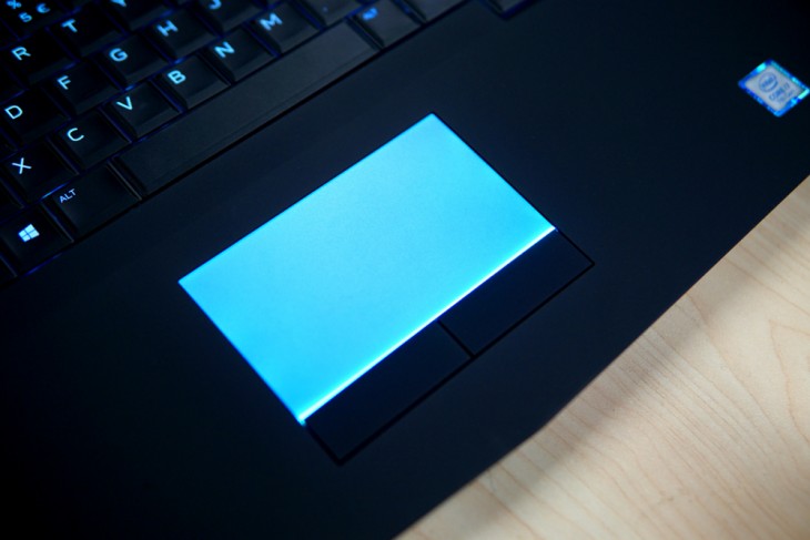 alienware15r3笔记本电脑价格,alienware15r3游戏测评