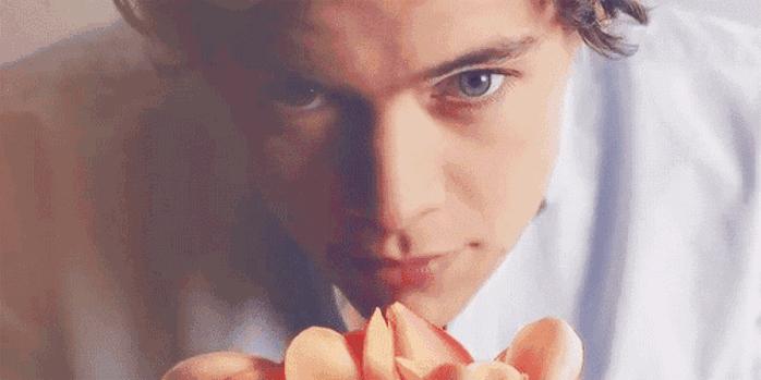 让女人一闻就心动香水音乐,让女友着迷的香水