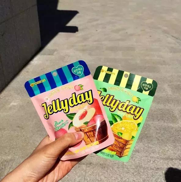 特别好吃的进口零食无添加推荐,10元能买到多少好吃的零食