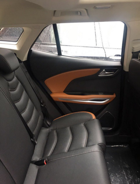 众泰t300和宝骏510发动机,男子喜提车