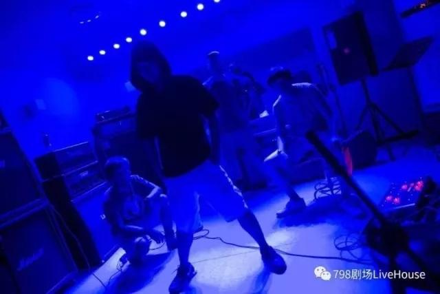 中国摇滚榜前线预告！798剧场11月4日即将摇动京城！大咖来袭！