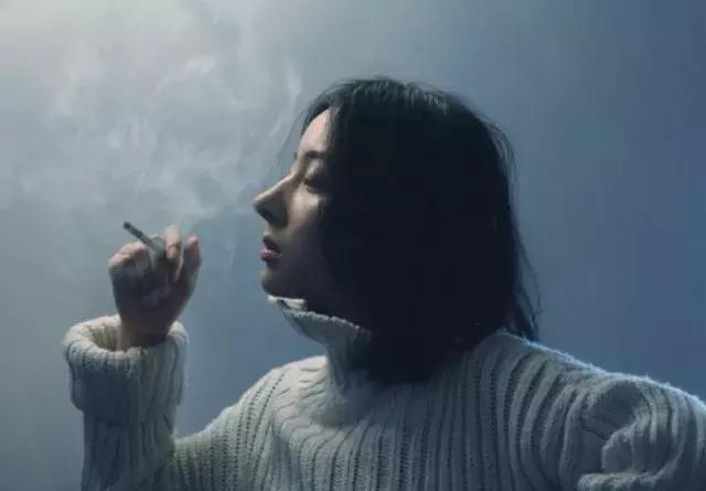 女人爱抽烟有什么危害,女人抽烟易引起什么病