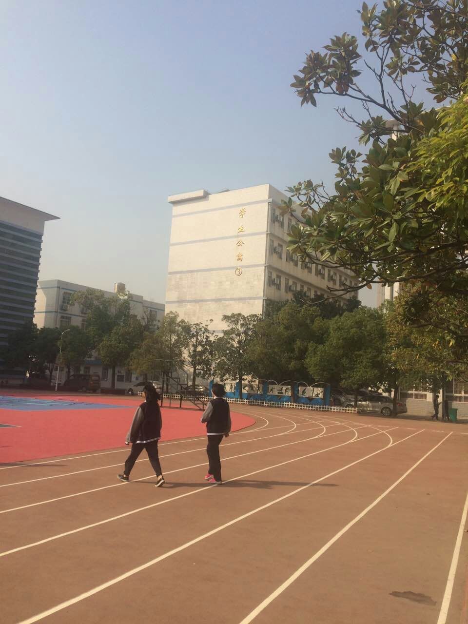 武汉长虹高中新学校,小e进高中最新视频