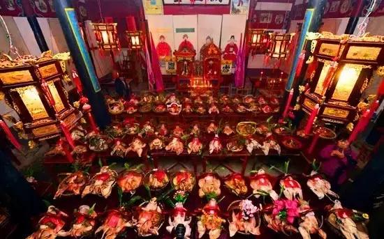 参加祭祖仪式的禁忌,李家长辈最高礼仪