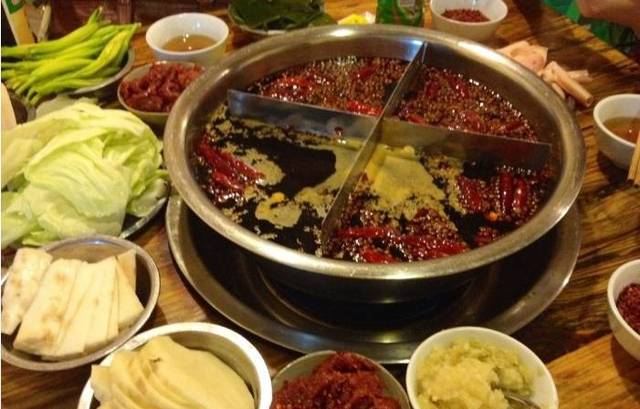 重庆最地道的火锅有哪一家,重庆必吃的10家火锅