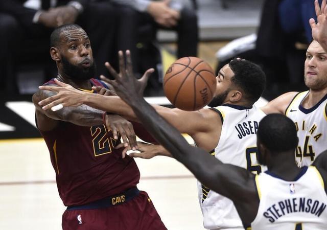 汤普森谈乐福,泰伦卢撤下欧文乐福上替补逆转