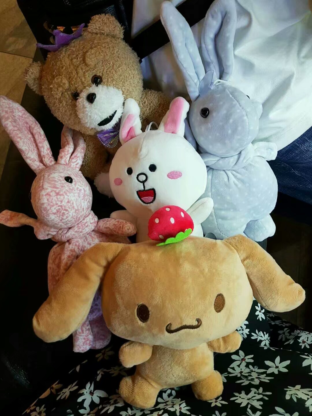 抓娃娃不用钱就能抓到的技巧,10元抓娃娃最好的方法