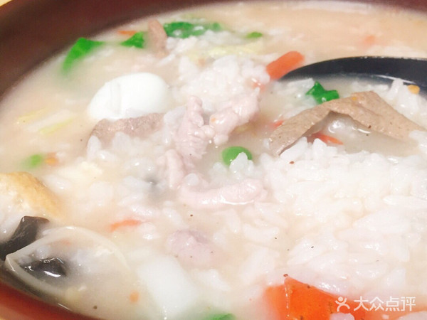 武汉那些永远都在排队的店,这家店每次去都排队生意火爆10年