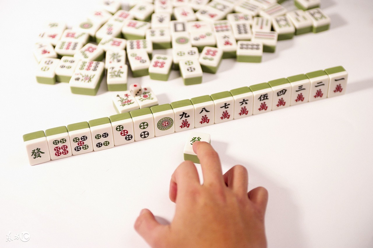 打麻将没有五大牌原理是不能胡吗,打麻将五大战略