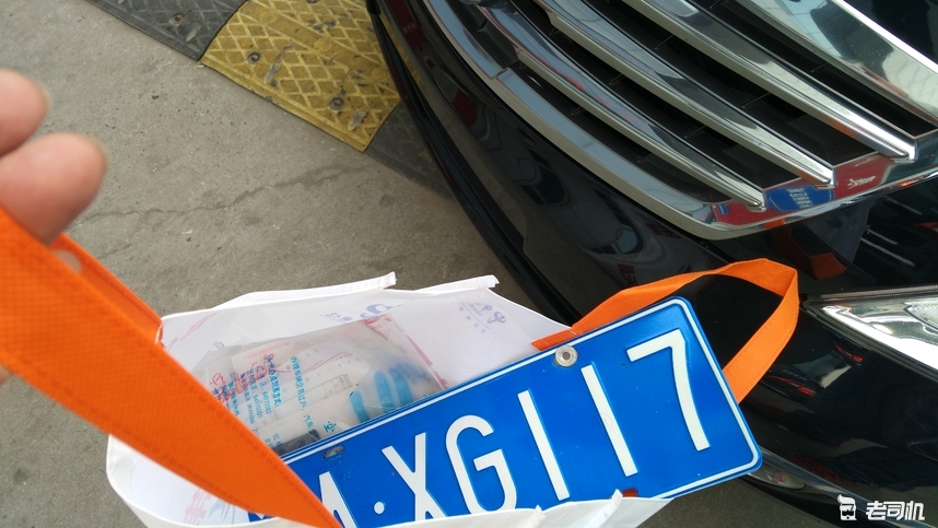 曾经人人羡慕如今只能羡慕别人,曾经让人羡慕的豪车现在值多少钱