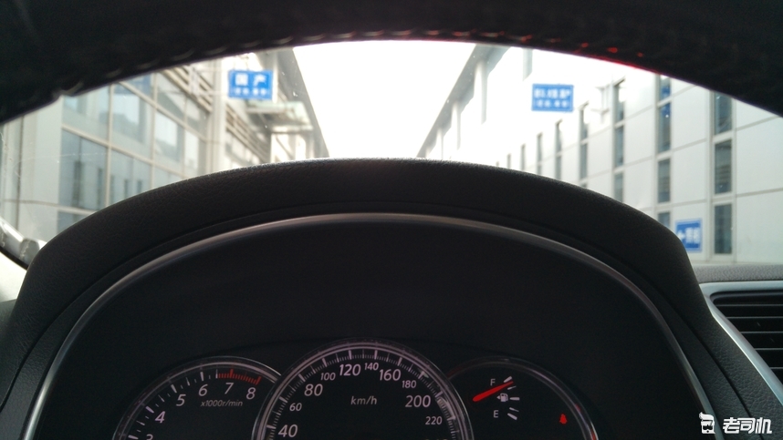 曾经人人羡慕如今只能羡慕别人,曾经让人羡慕的豪车现在值多少钱