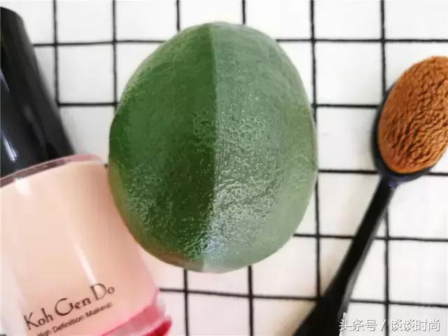 秋冬粉底测评：6款网红粉底，上妆清爽，无油腻感的居然是它……