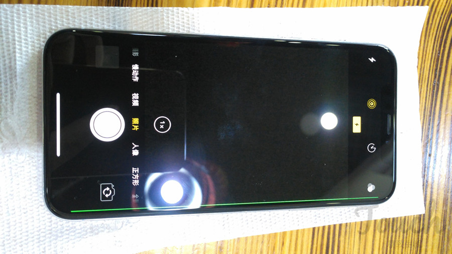 iphonex屏幕出现一条绿线,iphonex发售