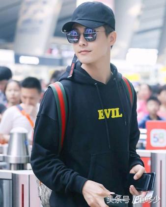 sandro时尚套装,sandro早春穿搭