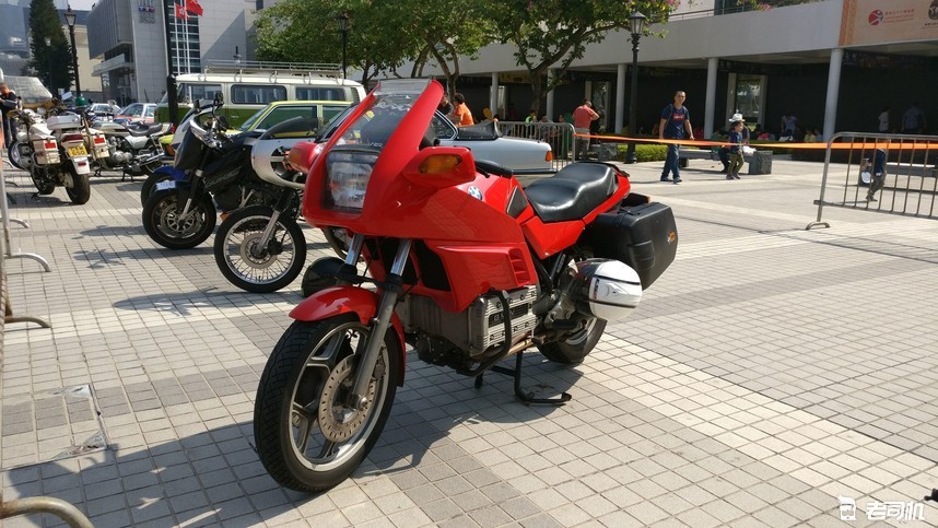 摩托车有没有大灯,摩托车有大灯不亮是什么原因