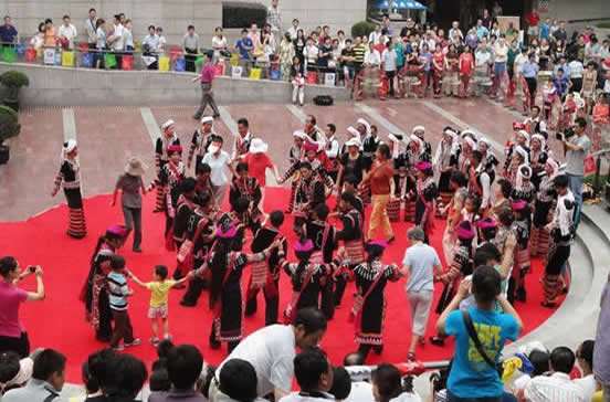 民族文化·拉祜族｜离婚了居然还要设宴请客，到底是为了什么？