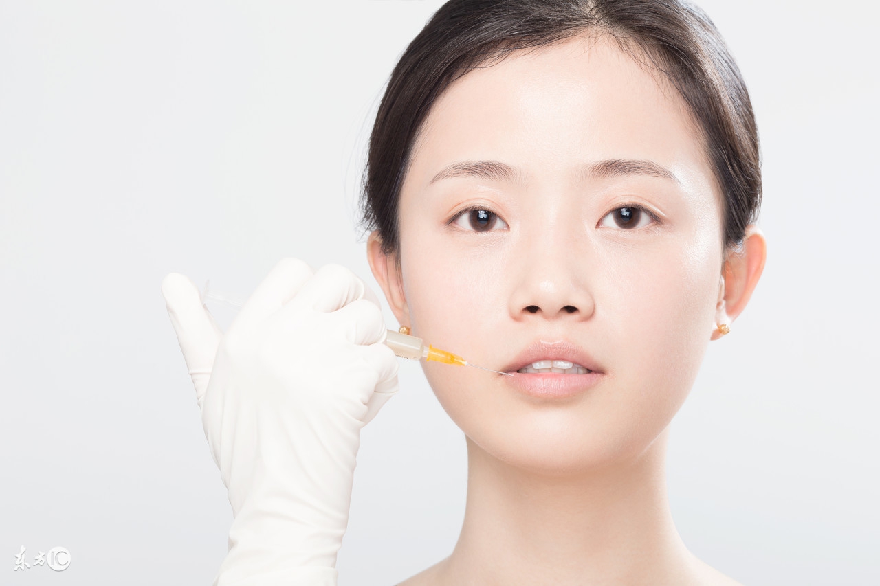 隆鼻的介绍,隆鼻材料大揭秘哪种才更适合你