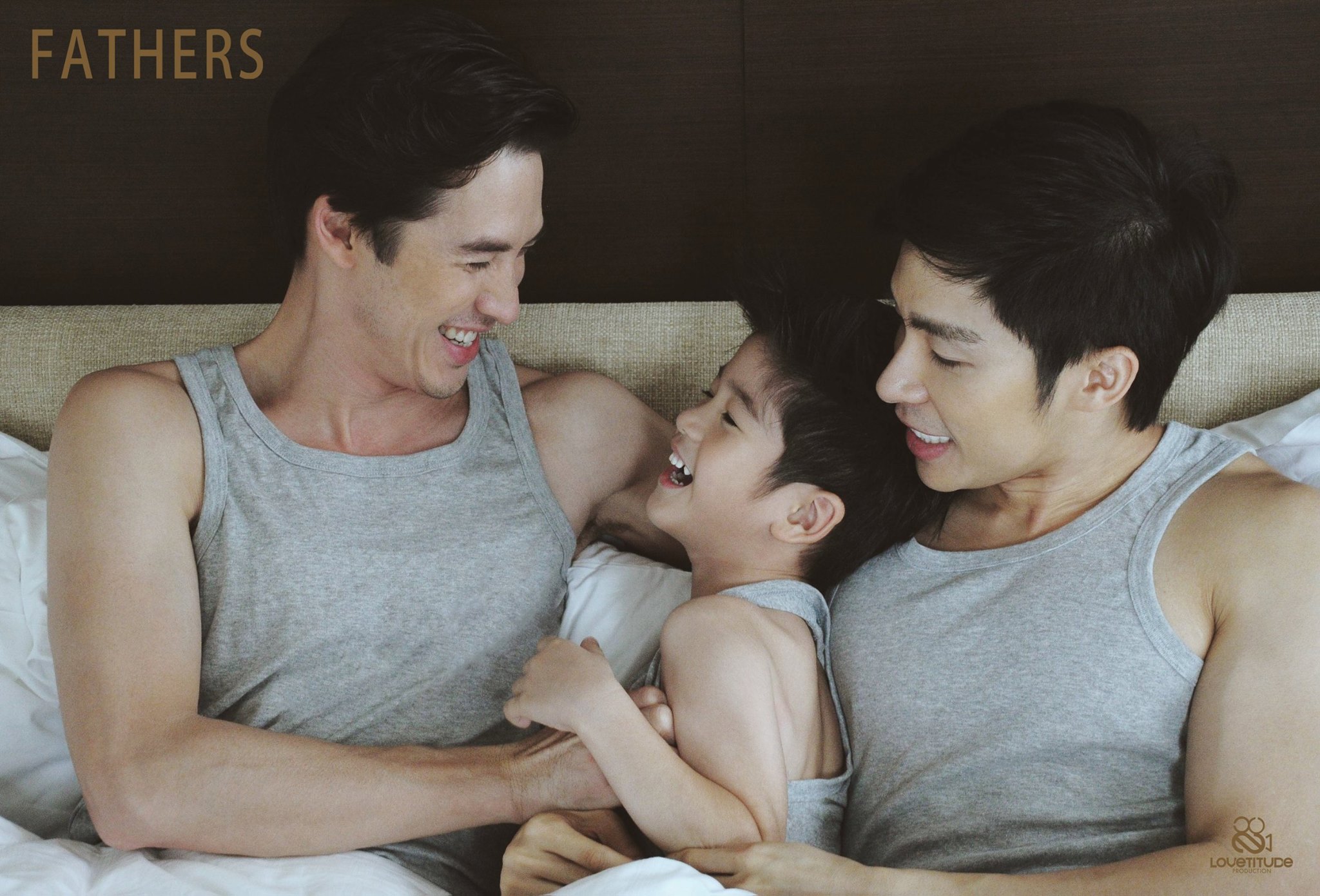 《两个爸爸》男同性恋想要孩子该怎么办？