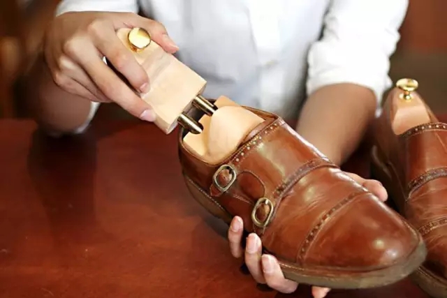 皮靴的正确保养方法,冬季皮靴怎么保养收纳