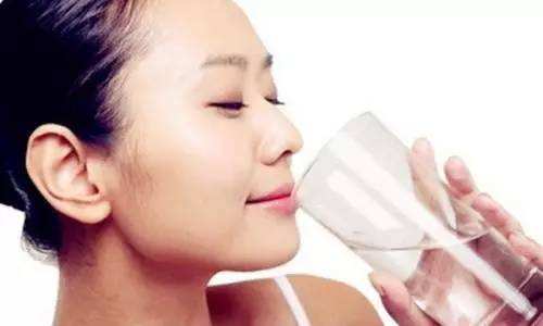 冬季口干舌燥喝水也不解渴怎么办,冬天口干舌燥怎么调理最有效