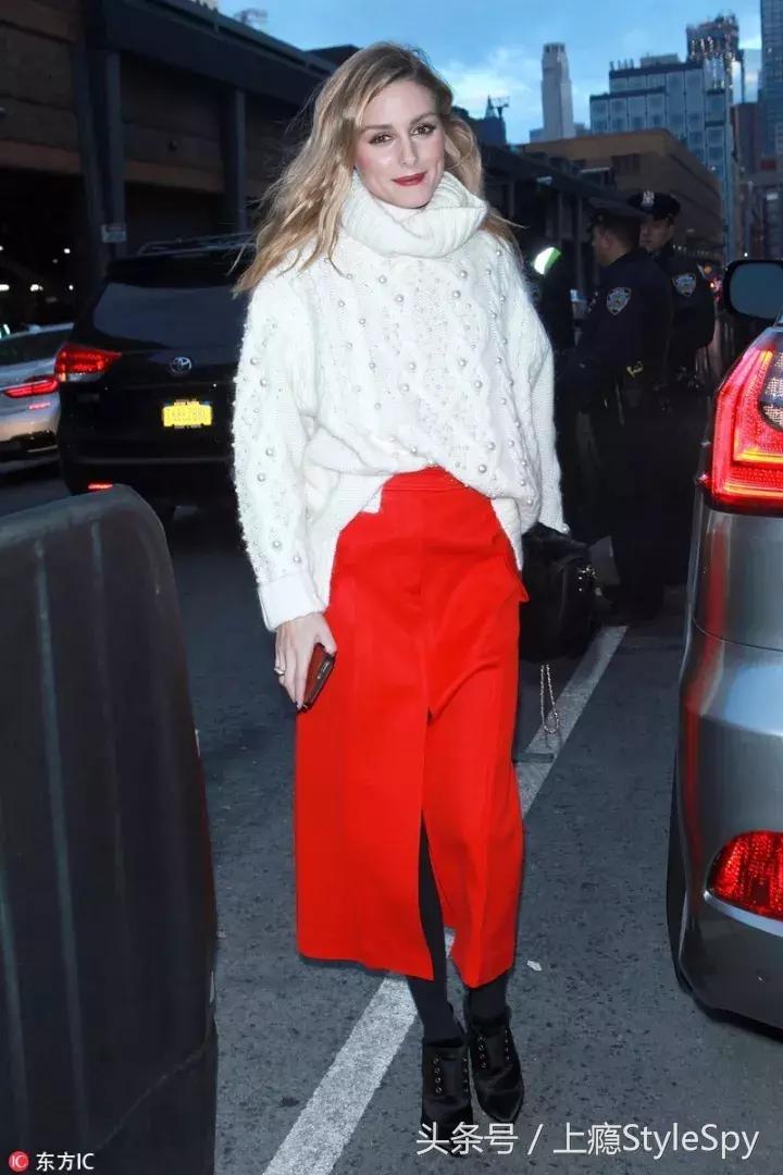 冬天半袖蝙蝠衫毛衣搭配,冬天宽松版的毛衣怎么搭配