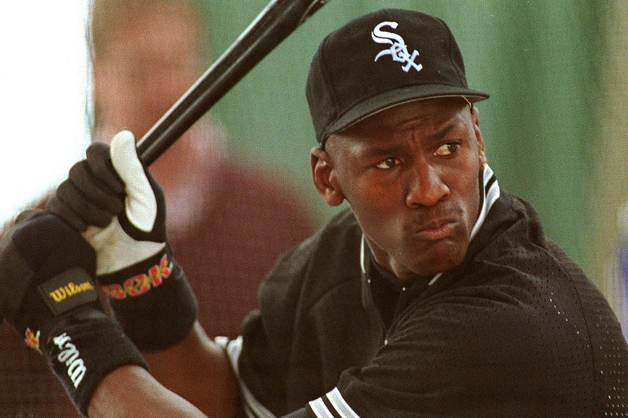 单手抓球麦迪艾弗森乔丹,艾弗森科比乔丹麦迪