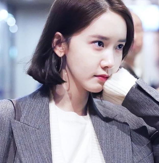 允儿长发剪短发,允儿短发造型