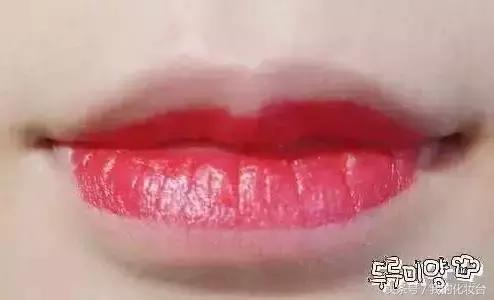 完美底妆和眼妆化妆有什么技巧,10分钟搞定秋冬妆手残党也不怕