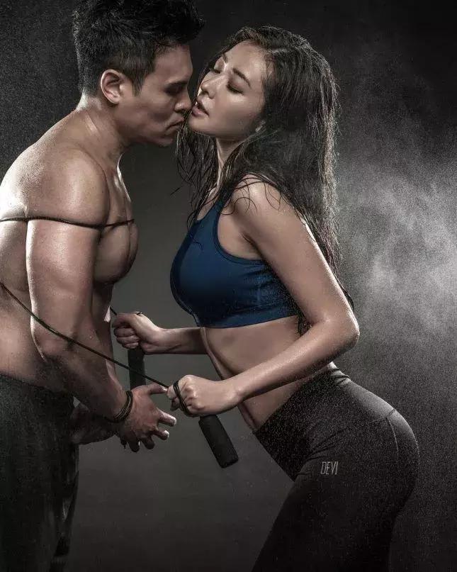 秋瓷炫告诉老公自己怀孕了的视频两人都笑哭了！女星孕相原来都……