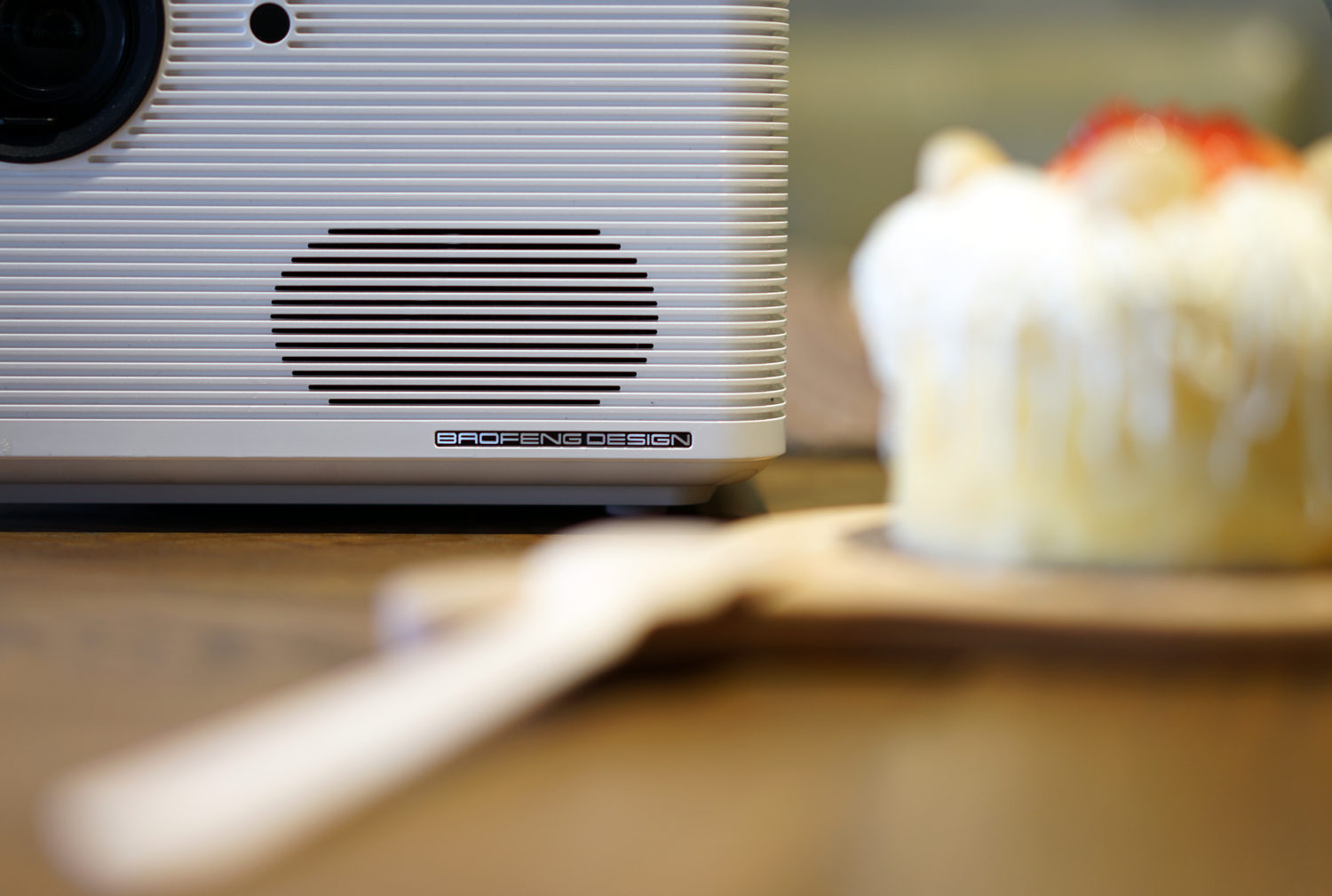 暴风max6无屏电视价格,打造家庭私人影院