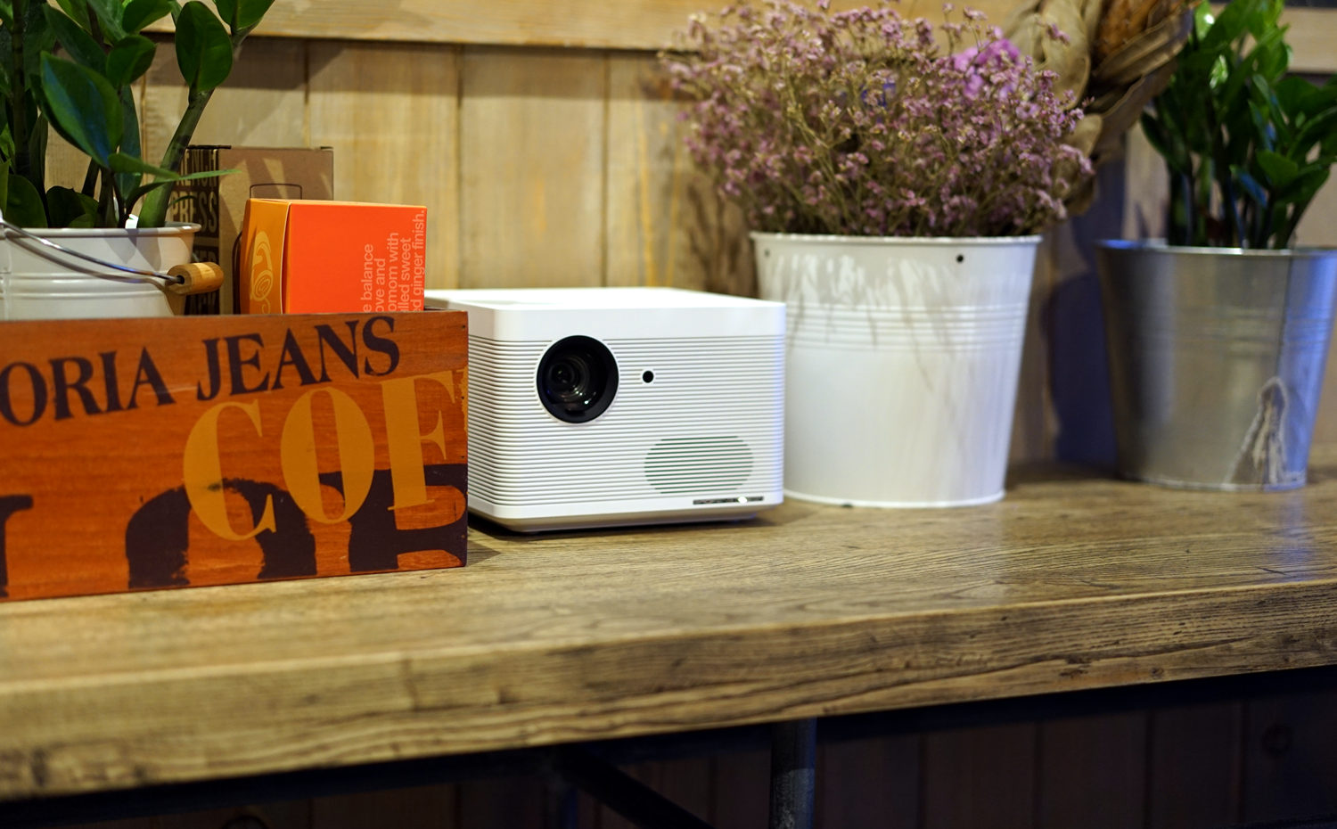 暴风max6无屏电视价格,打造家庭私人影院