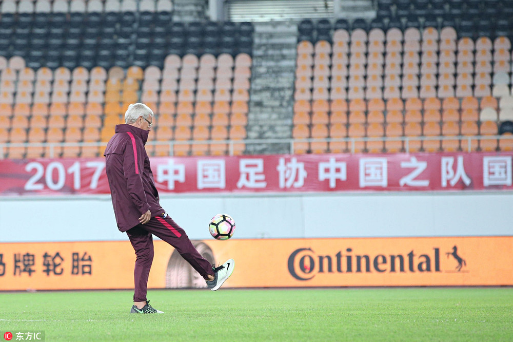 里皮国足精彩镜头,国足世预赛王大雷精彩时刻