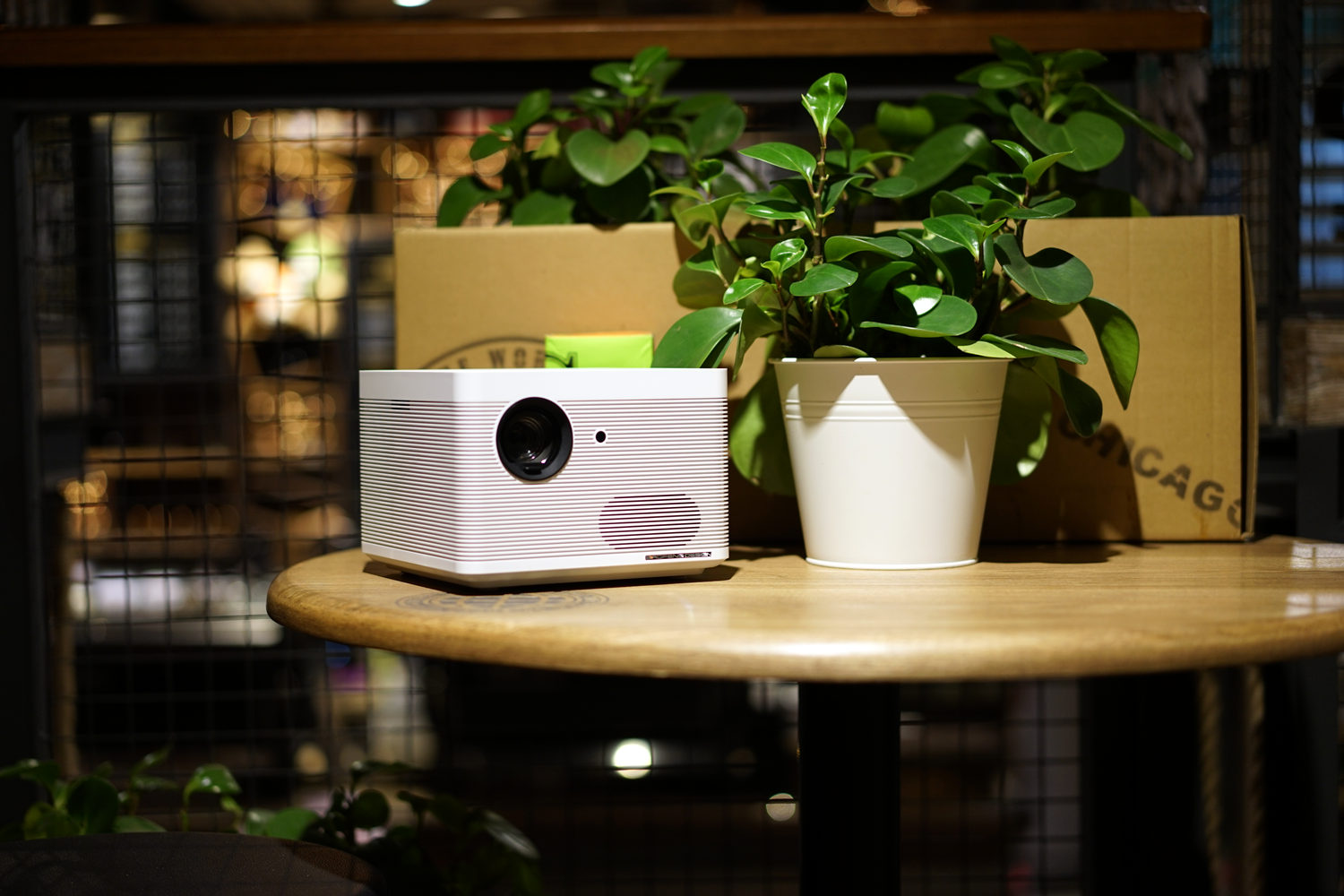 暴风max6无屏电视价格,打造家庭私人影院