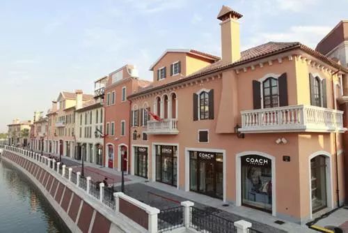 上海异域风情小镇在什么地方,上海泰晤士小镇异域风情