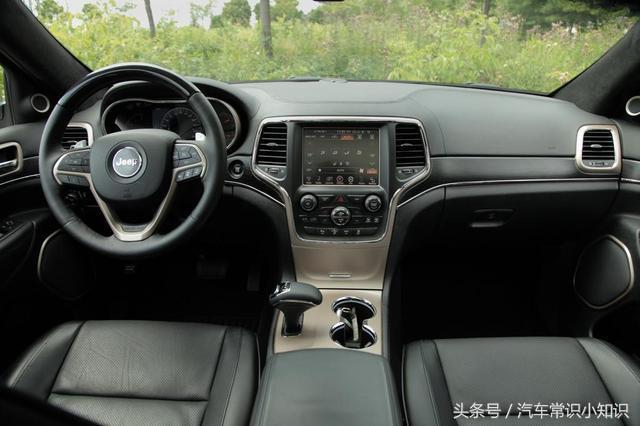 大众途锐对比普拉多,大众途锐对比大切诺基