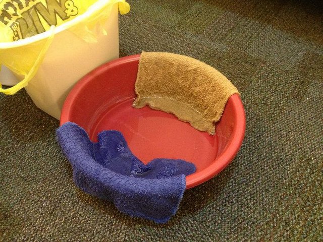 开地暖空气干燥怎么办,地暖空气干燥怎么解决