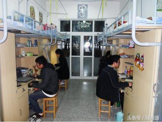 男人腿肿胀是什么病的前兆,下肢发凉久坐发紫是什么原因