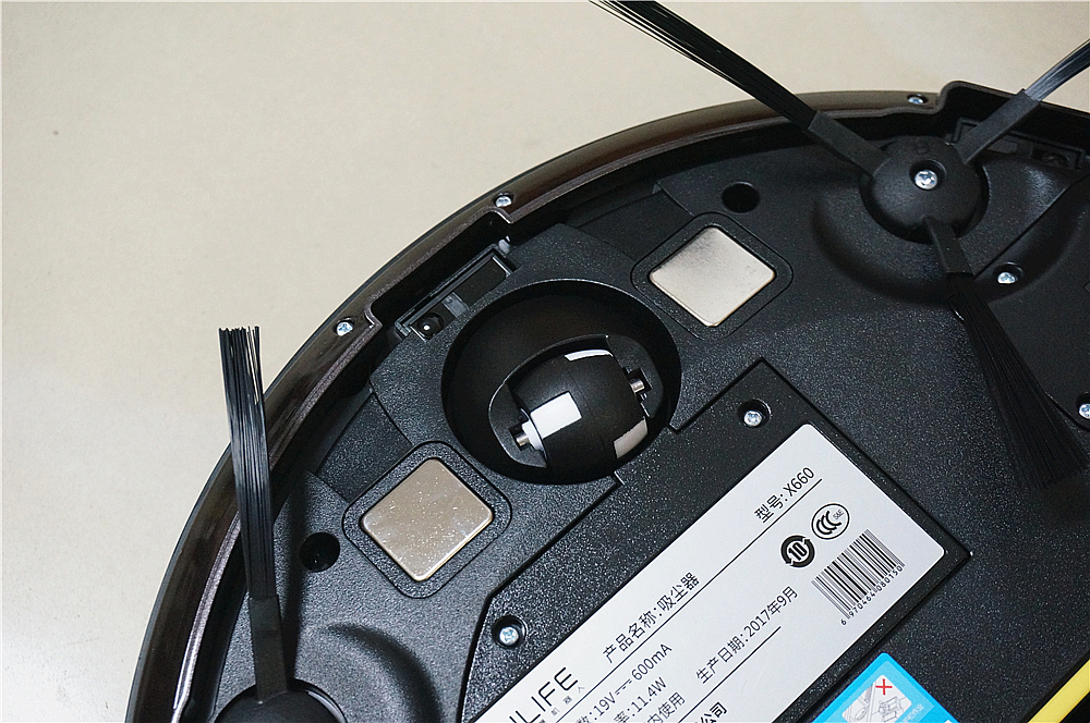 扫地机器人深度测评荧光,ilife智意620扫地机器人使用方法