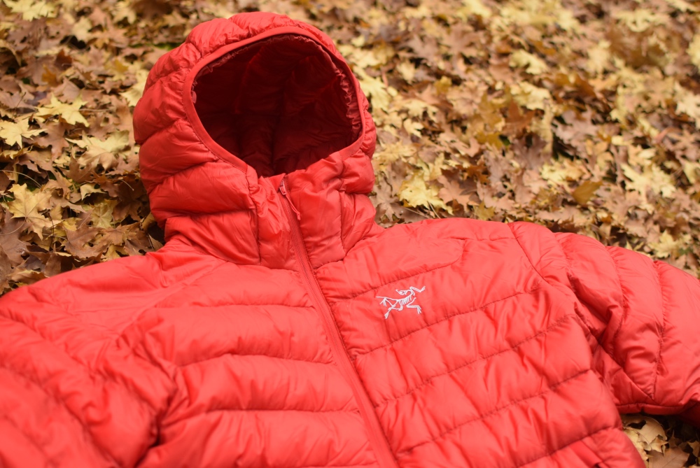 均价500左右的羽绒服品牌,价位500左右羽绒服白色短款