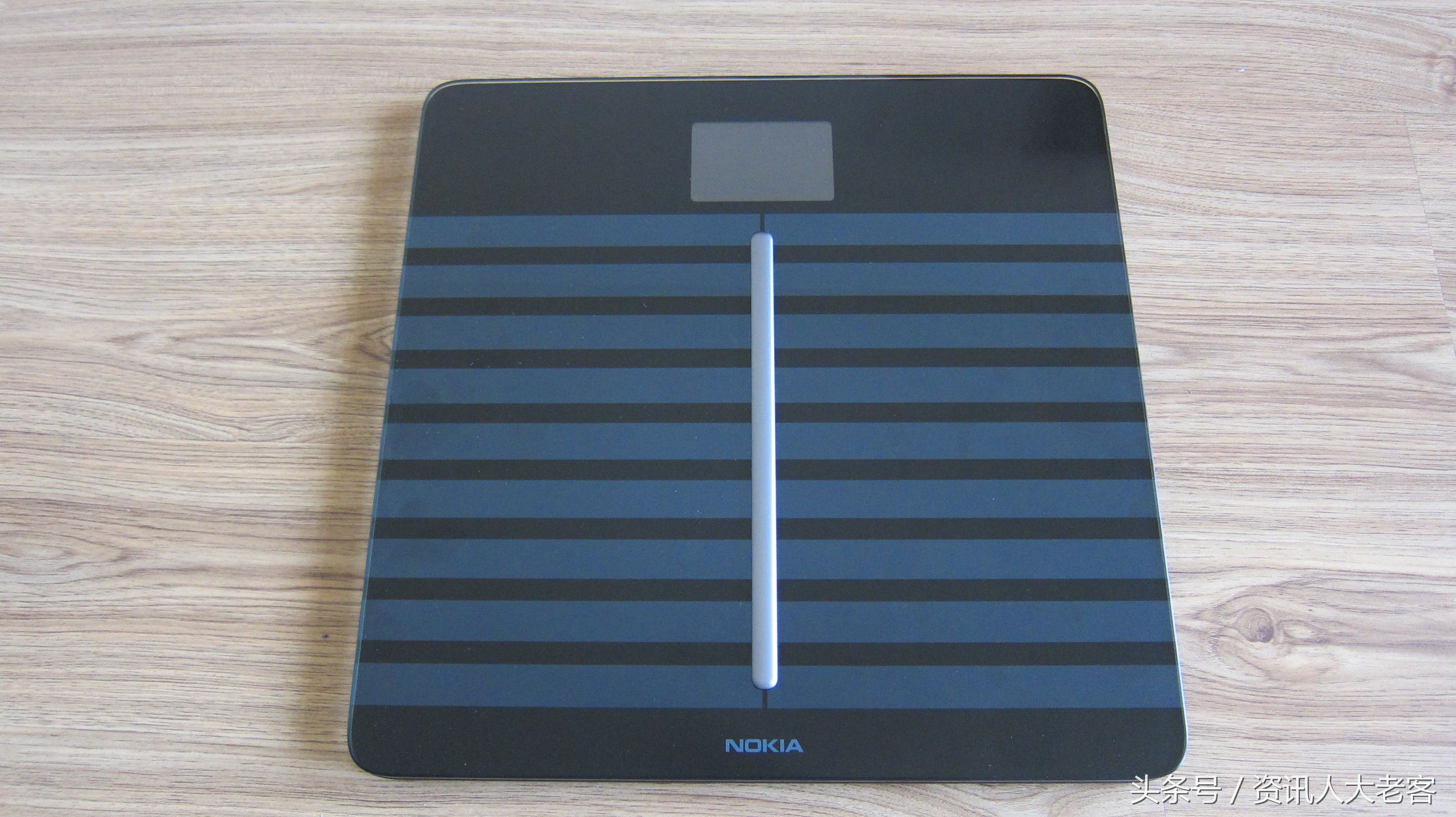 这把体脂秤做出了手机范儿—诺基亚BodyCardio健康电子秤初体验